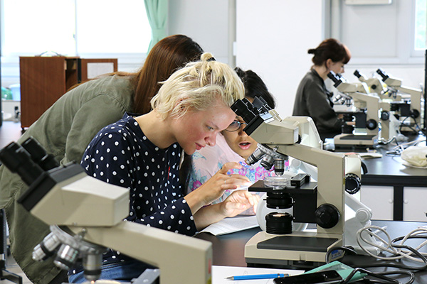 Phòng thí nghiệm chất lượng cao tại Đại học Tsukuba